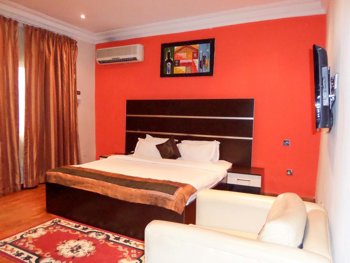 Aries Suites Lagos Exteriör bild